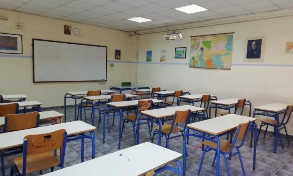 Βόλος: Μαθητής έκλεψε 500 ευρώ από το σπίτι του για να παίξει τυχερά παιχνίδια με φίλους του